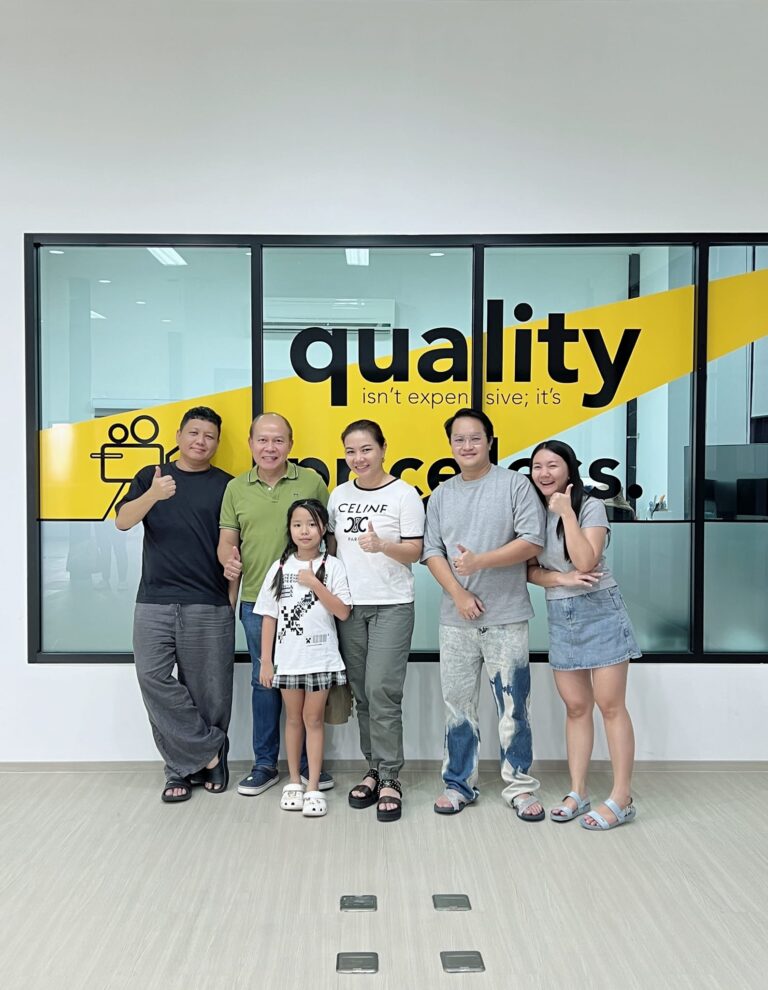 ป้ายบริษัทเสร็จแล้วถ่ายได้