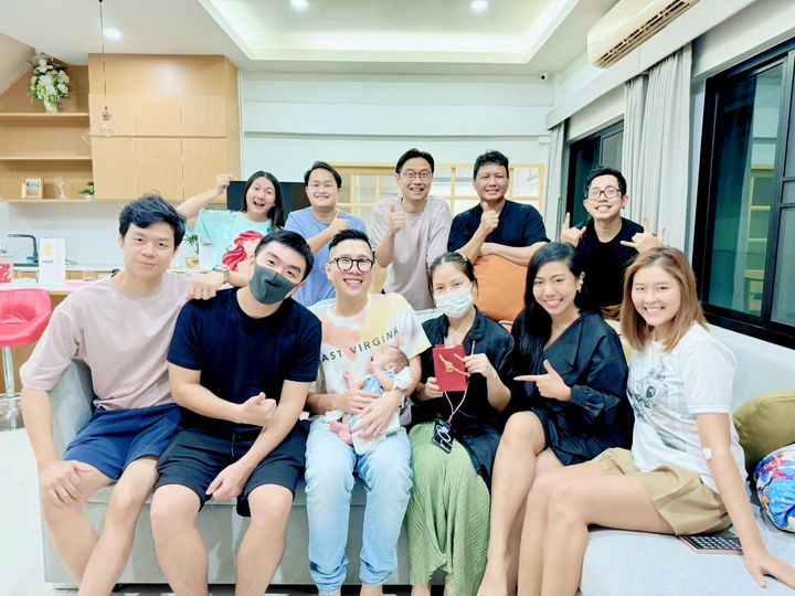 เปิดบ้านใหม่ ต้อนรับสมาชิกใหม่เข้าแก๊ง