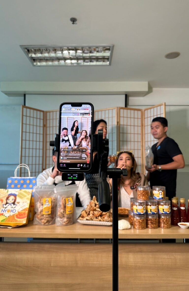 อย่าต้องให้ลงสนามเอง อะโธ่